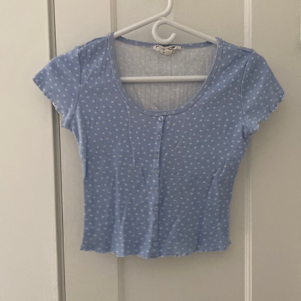 Blue Hippie Rose short sleeve cropped shirt, size M